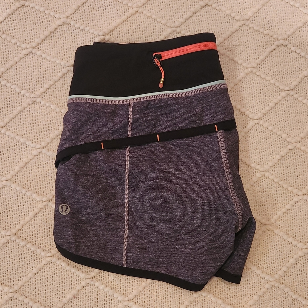 Shorts - Picture 3 of 3